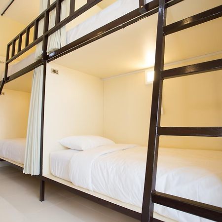 V Canggu Dormitory Kültér fotó