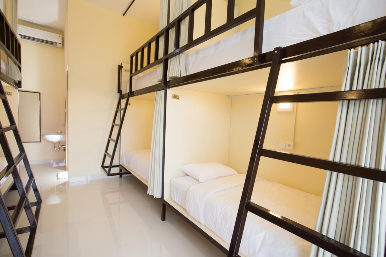 V Canggu Dormitory Kültér fotó
